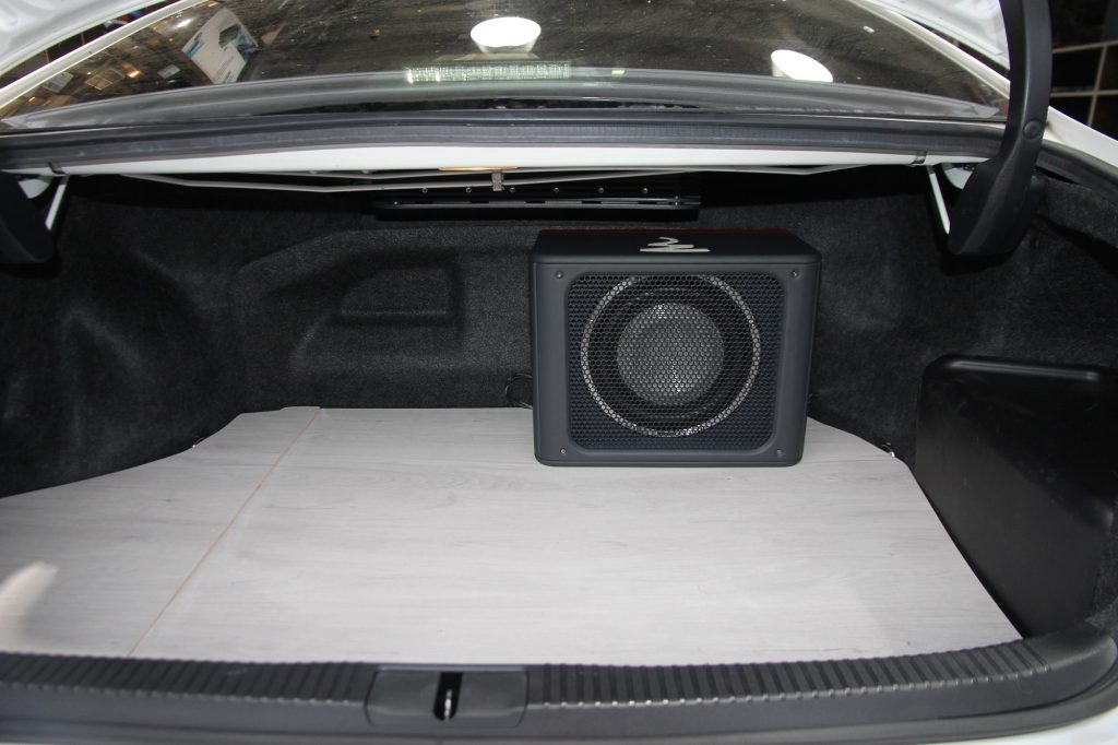 雷克萨斯ES300 汽车音响改装升级 法国劲浪乌托邦